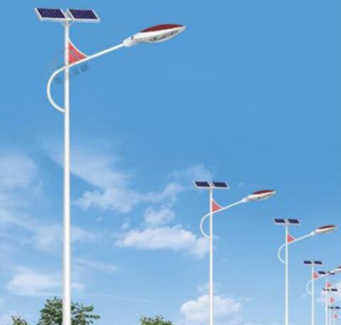 工程戶外道路LED照明6米太陽能路燈30W 新農(nóng)村照明太陽能路燈